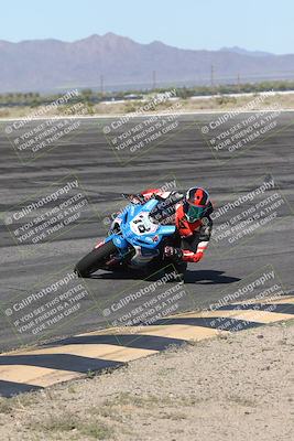 media/Jan-16-2026-CVMA Friday Practice (Fri) [[6f2bf47531]]/4-Racer 3-NRS/Session 3 (Bowl)/